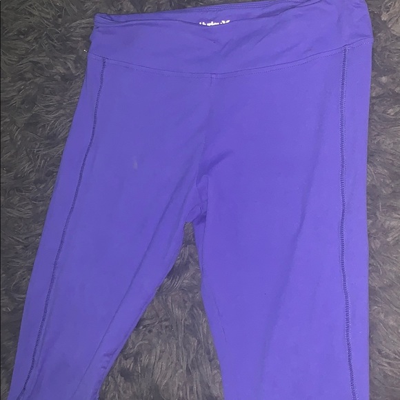 Hurley Pants - Purple leggings Hurley Pants - Purple leggings